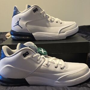 Jordan White and Navy Men's Sneakers